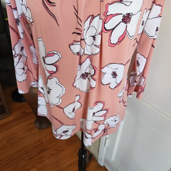 Liz Clairborn Career Pink Floral Blouse Sz PM - Picture 3 of 9